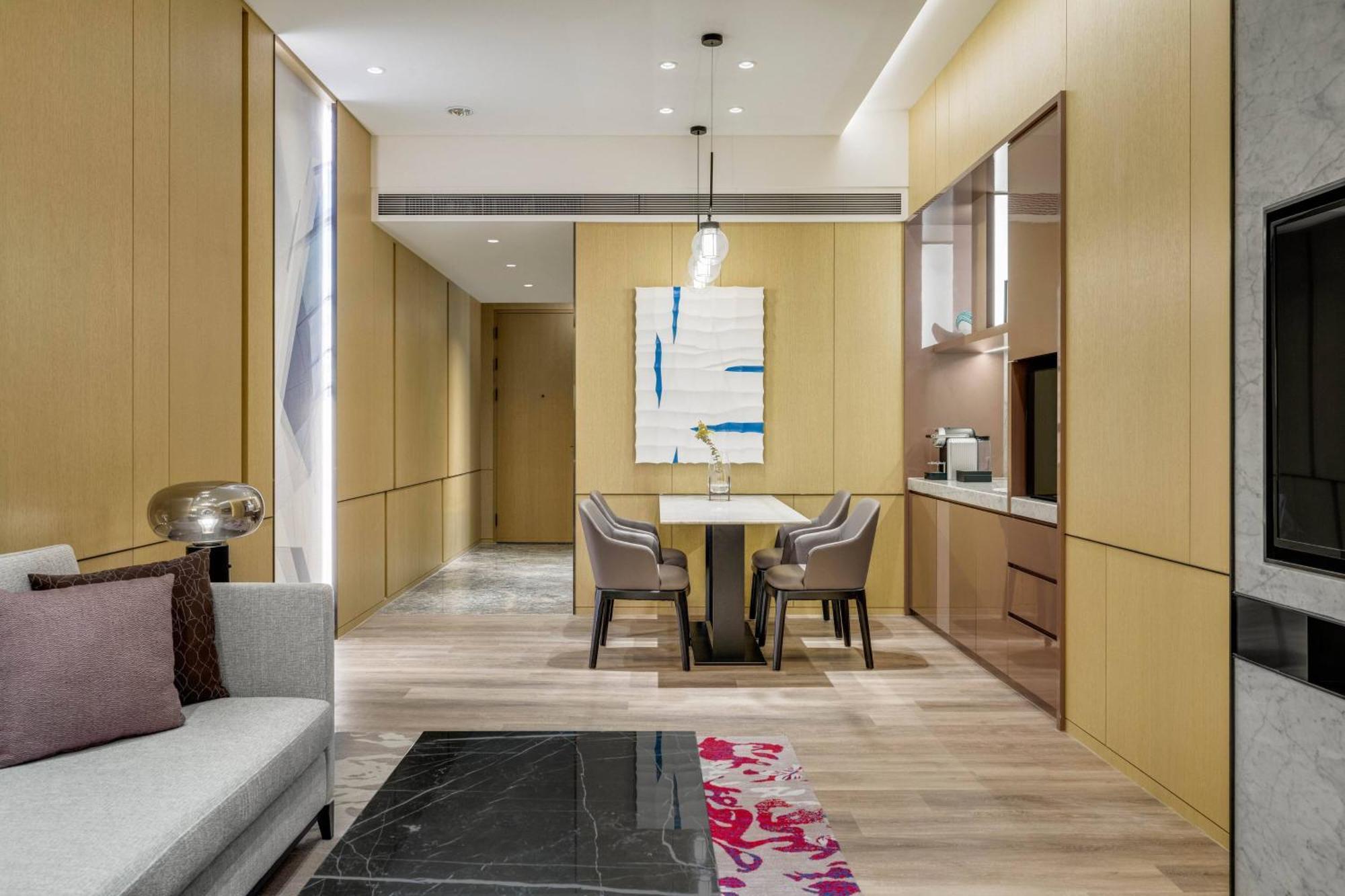 Kaohsiung Marriott Hotel Экстерьер фото Interior of a typical apartment
